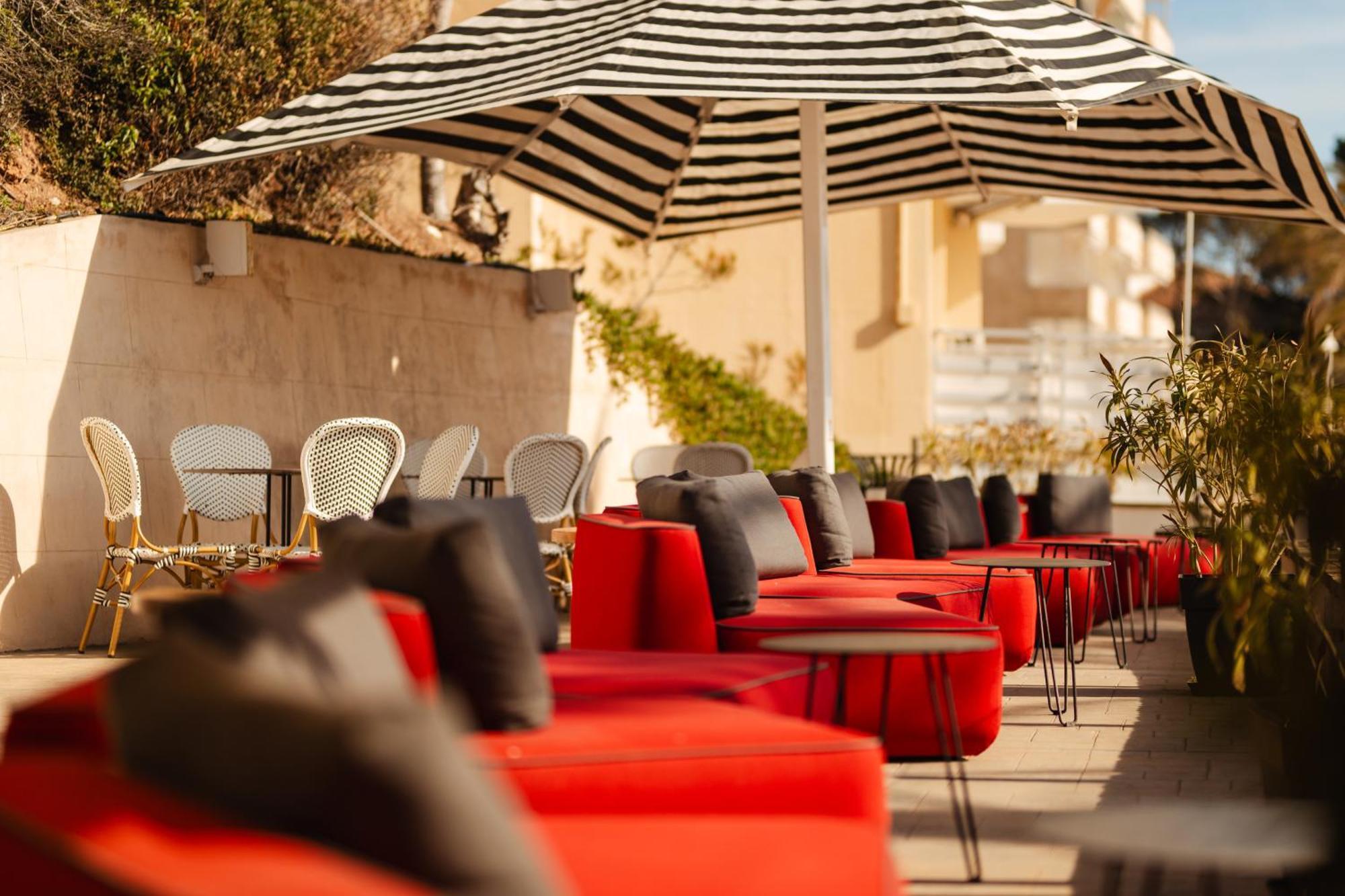 Secrets Mallorca Villamil Resort & Spa - Adults Only 帕格拉 外观 照片 The rooftop bar
