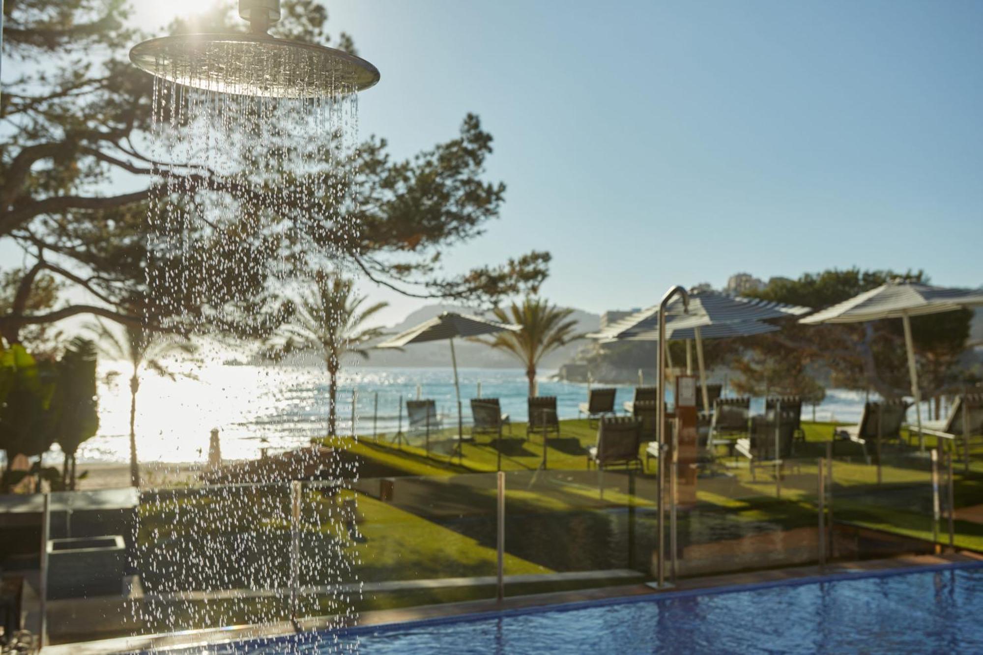 Secrets Mallorca Villamil Resort & Spa - Adults Only 帕格拉 外观 照片 The pool at the hotel